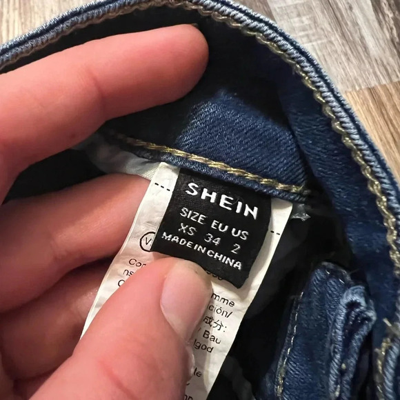 SHEIN Shorts - Picture 4 of 4